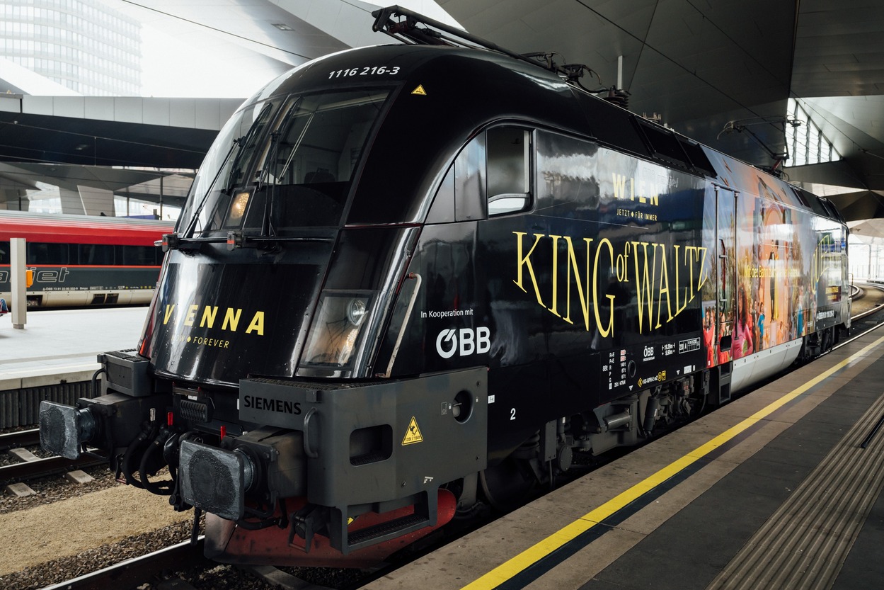 Neue Johann-Strauss-Lokomotive als Wien-Botschafterin unterwegs