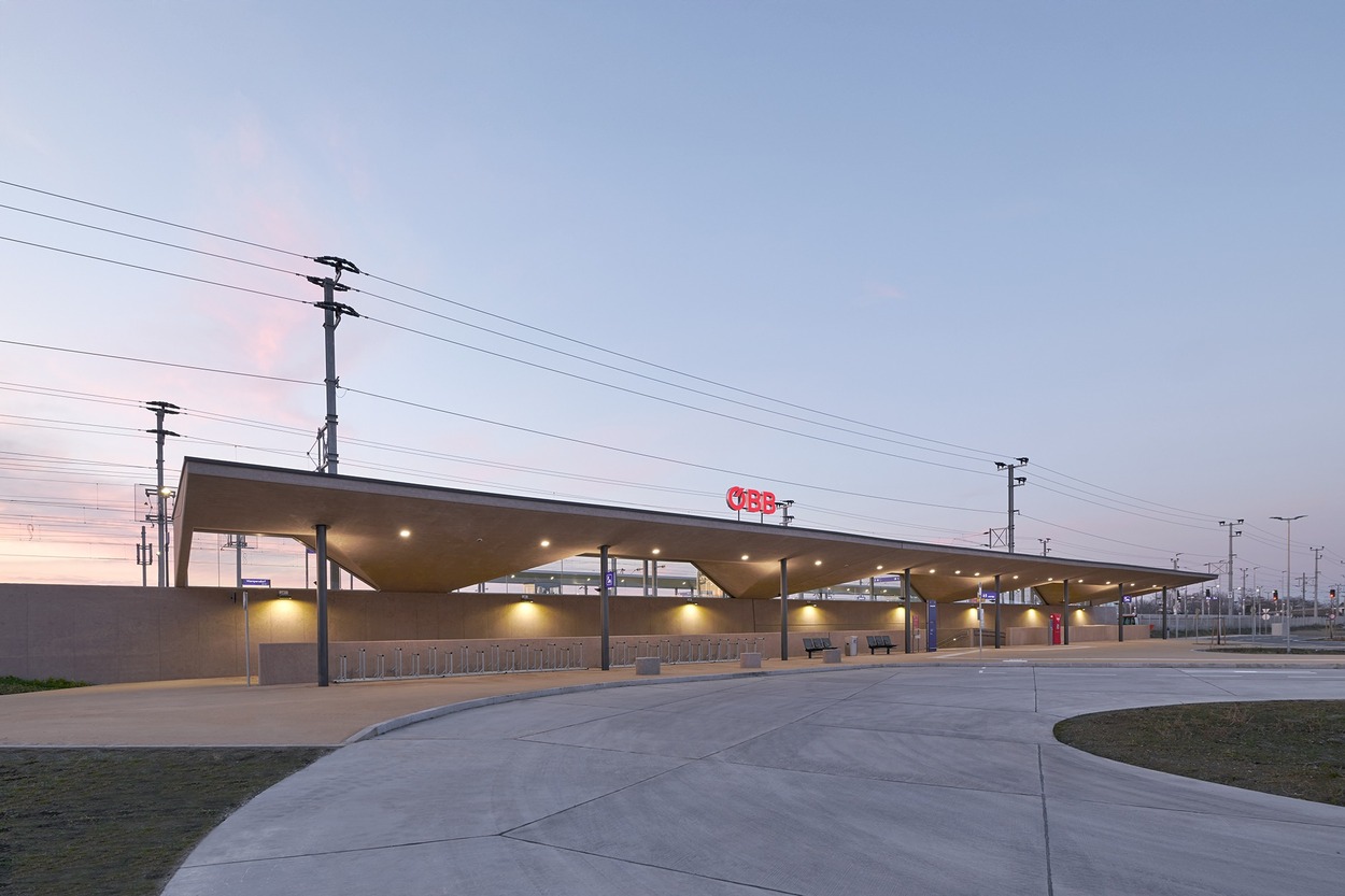 Bahnhof Wampersdorf gewinnt BigSee Award 2025