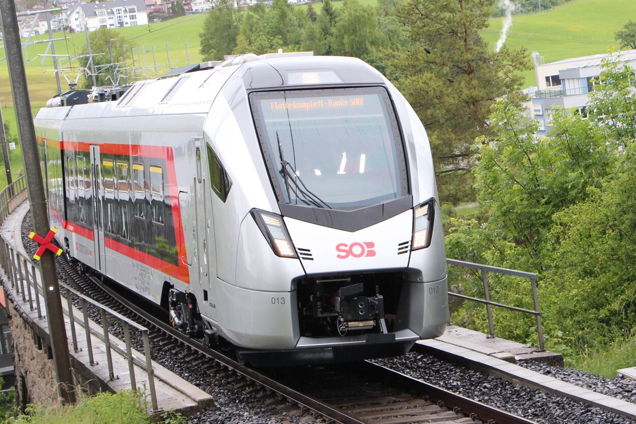 FLIRT3 von Stadler mit SOB Beklebung