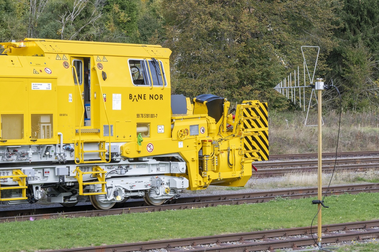 PJM und Ingenieurbüro Rörden bündeln ihre Expertise und gründen EMV-Prüfunternehmen EMC Rail Services